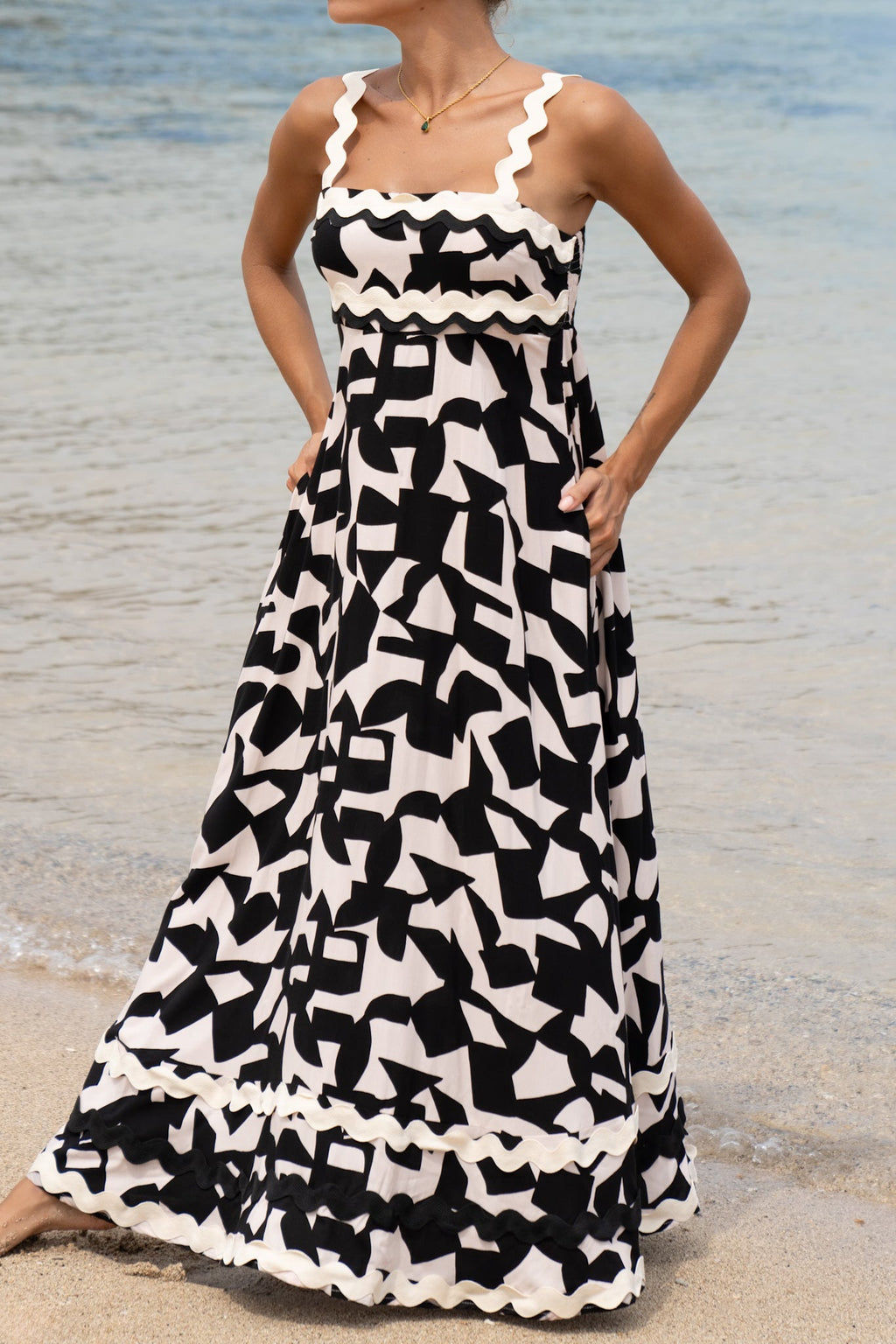 Black Abstract  Beige  Maxi Dress