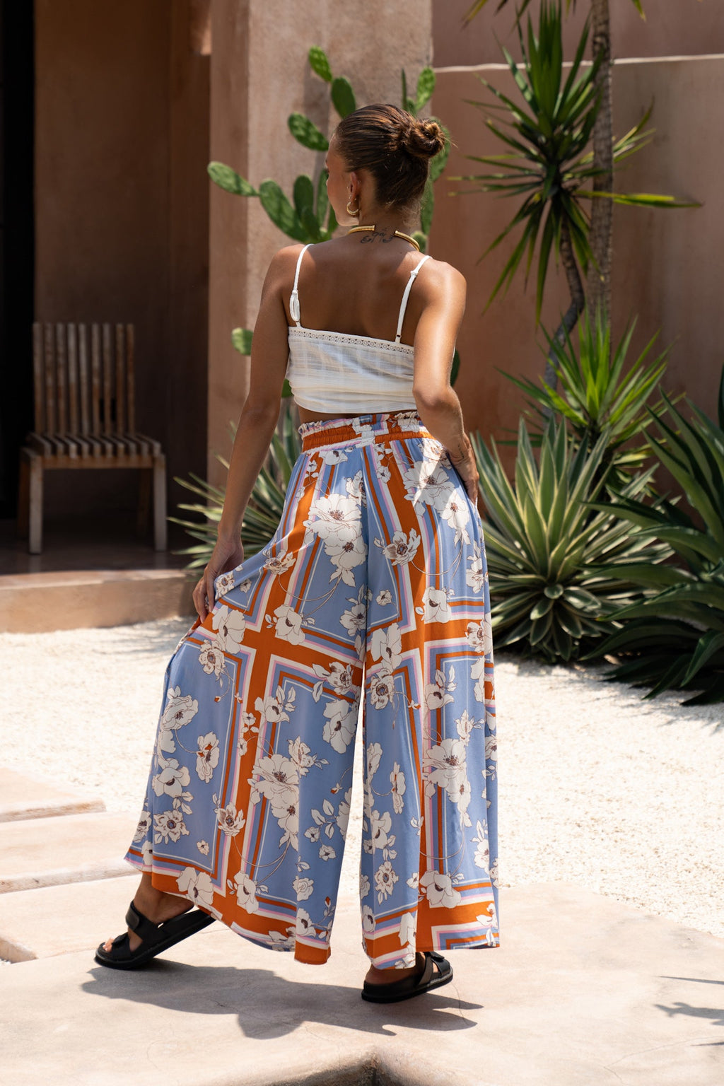 Blue Floral Wide Leg Cropped Pants