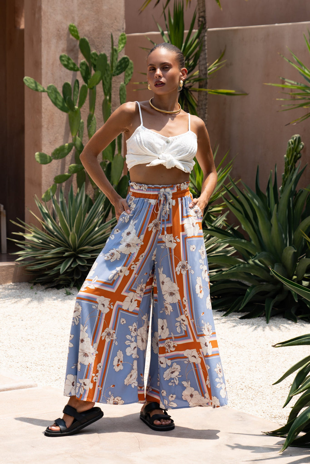 Blue Floral Wide Leg Cropped Pants