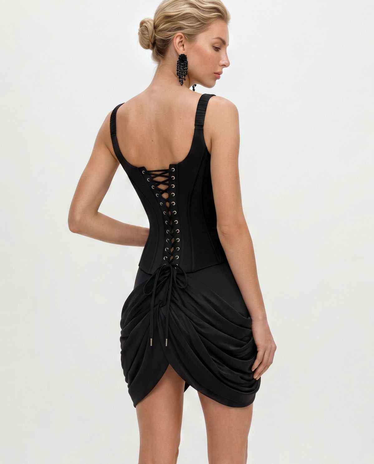 Front-Hook Vintage Black Sculpting Corset