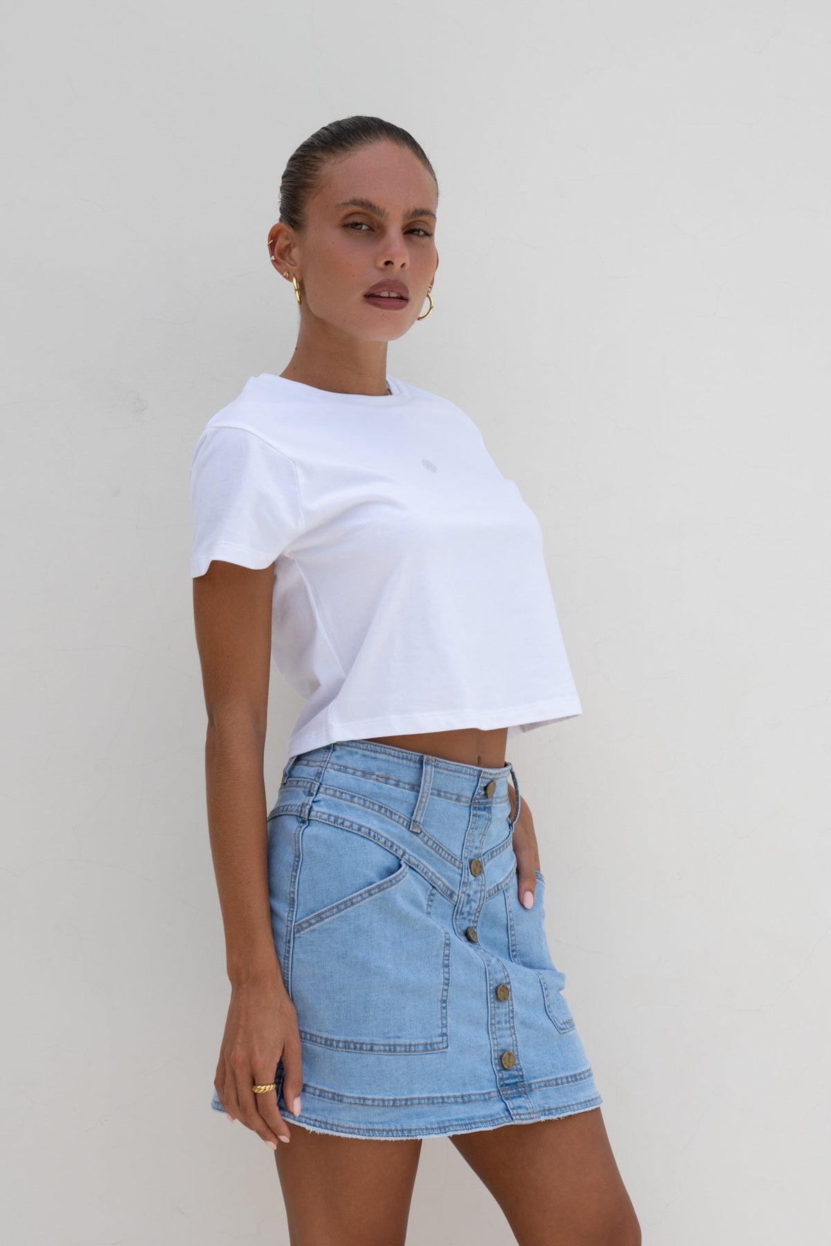 White Mini Flower Cropped T-Shirt