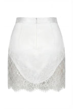 Comfy Hug Elegant White Lace Mini Skirt