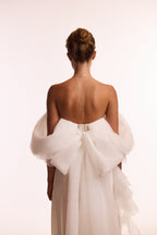 Gathered Waist Straight Neck Bow White Top