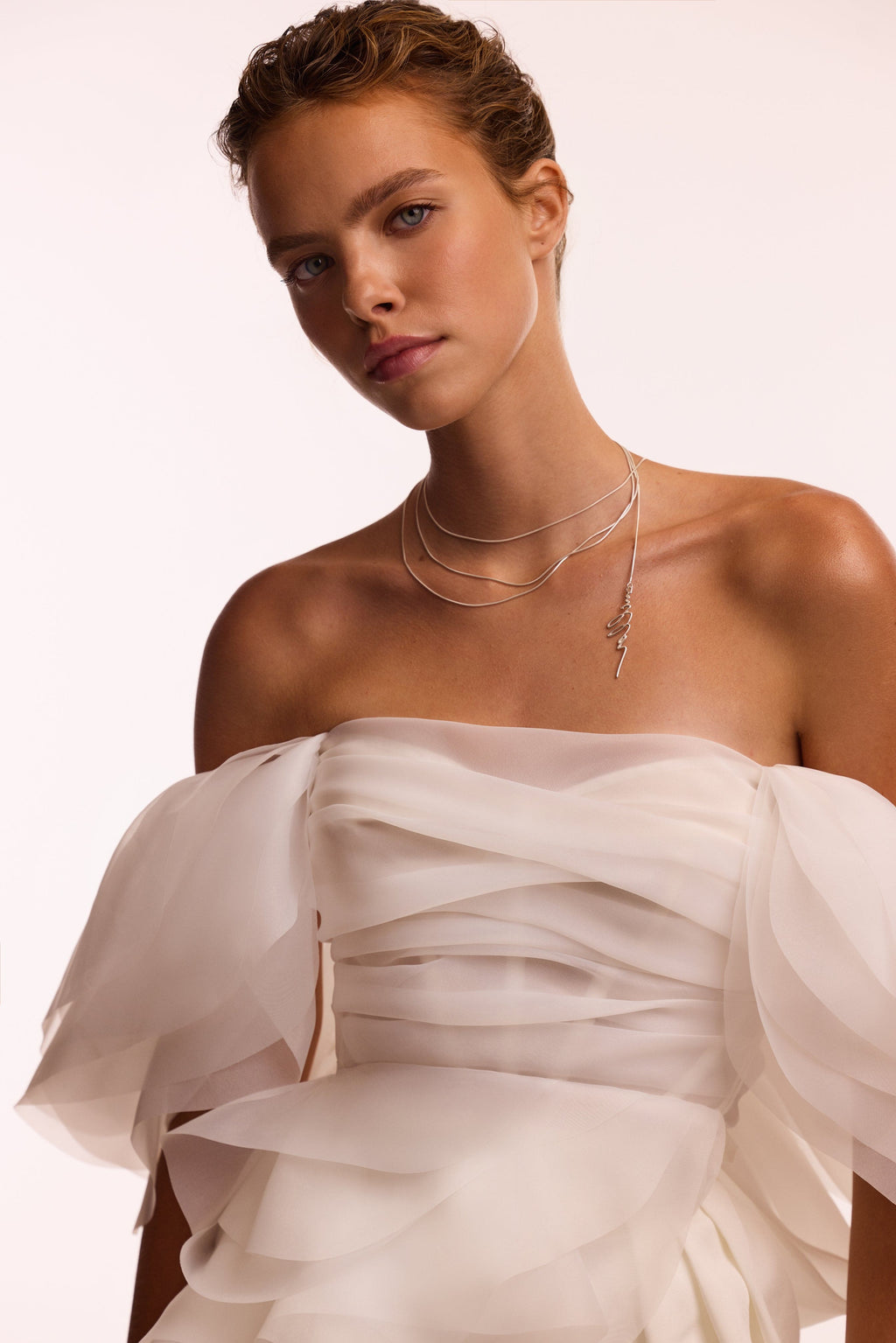 Gathered Waist Straight Neck Bow White Top