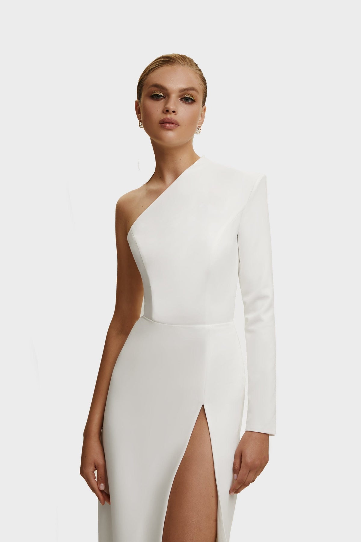 White Long-sleeved dress with sharp shoulder cut - Milla