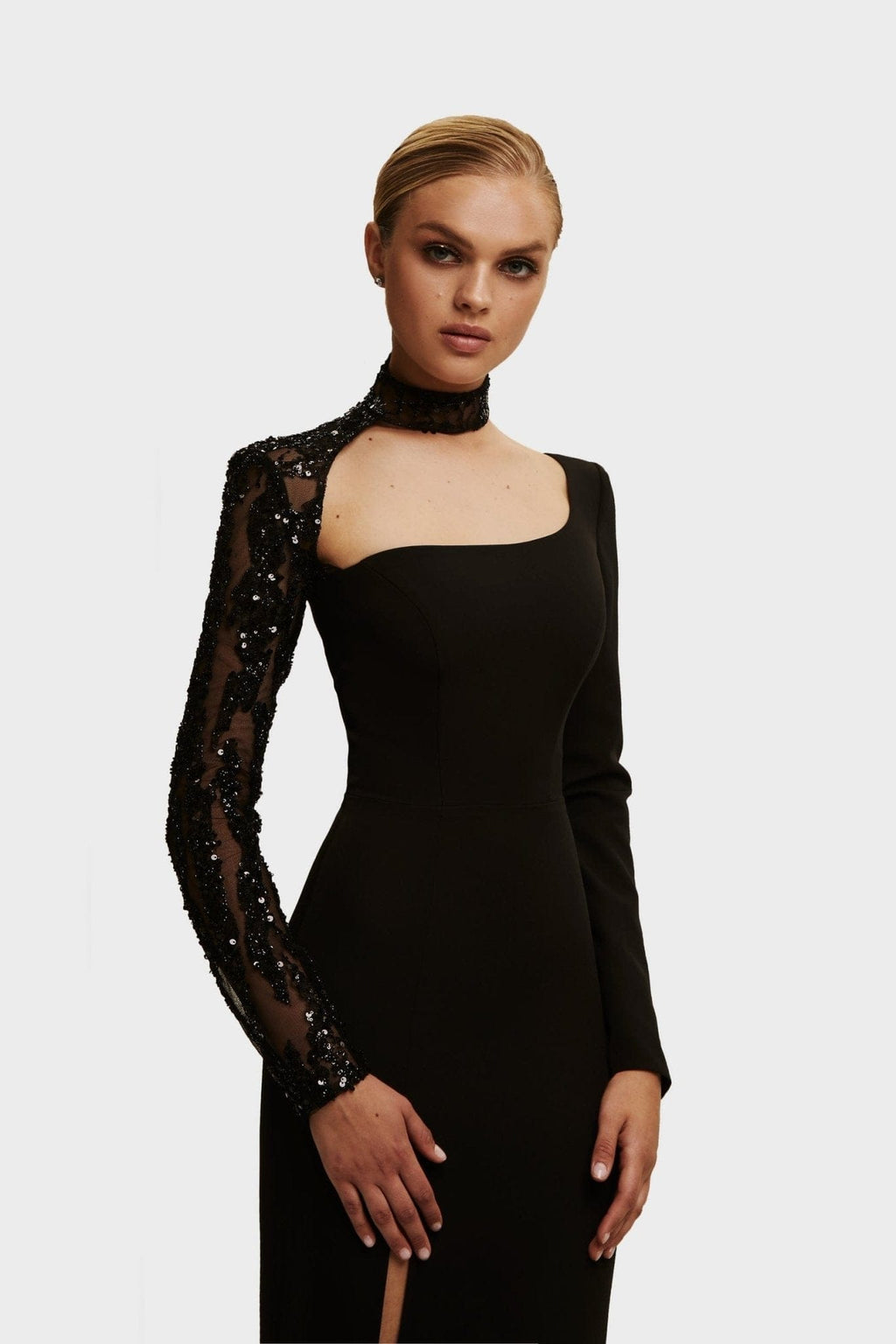 Trumpet gown with detachable sleeve - Milla
