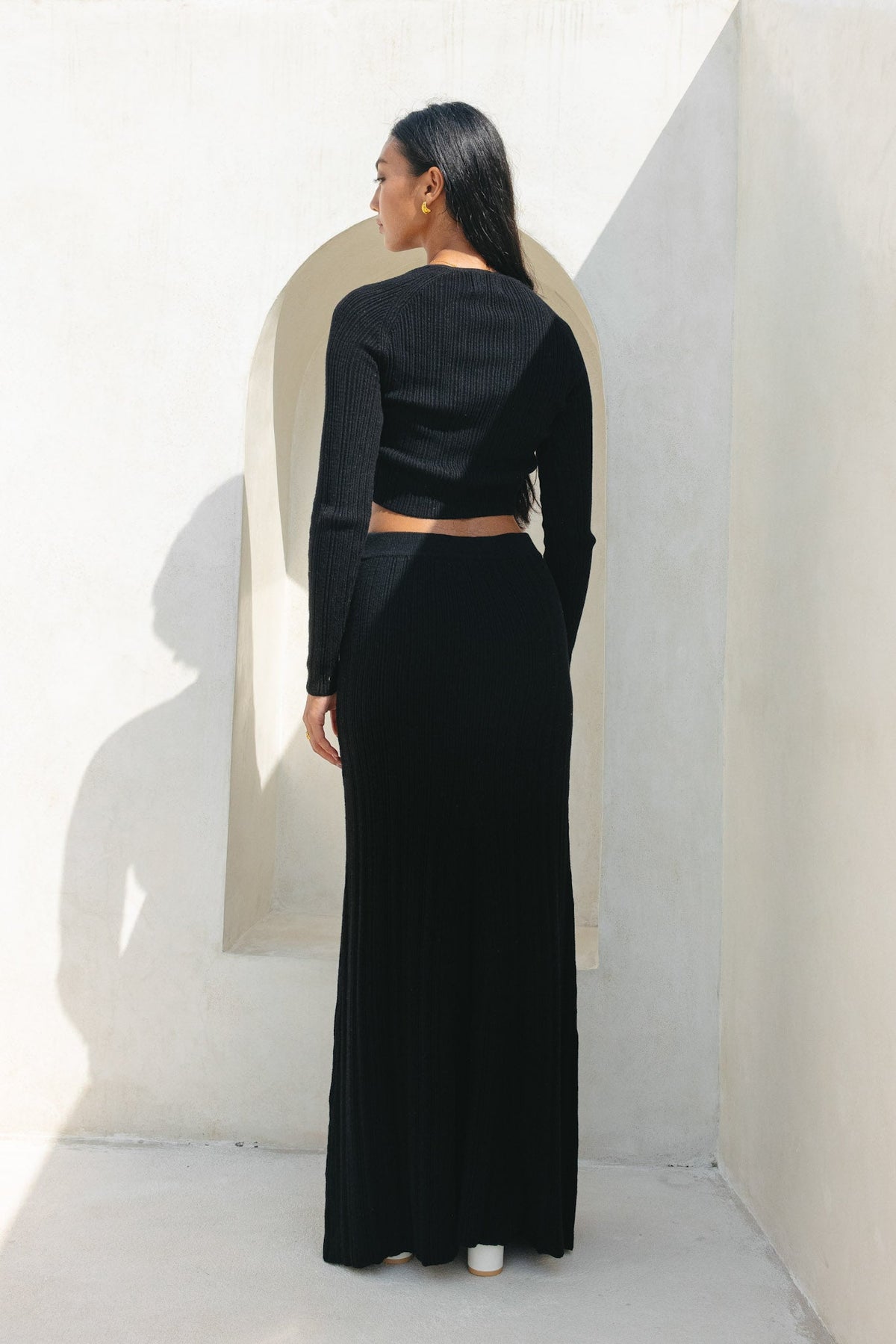 Black Long Sleeve Knit Top
