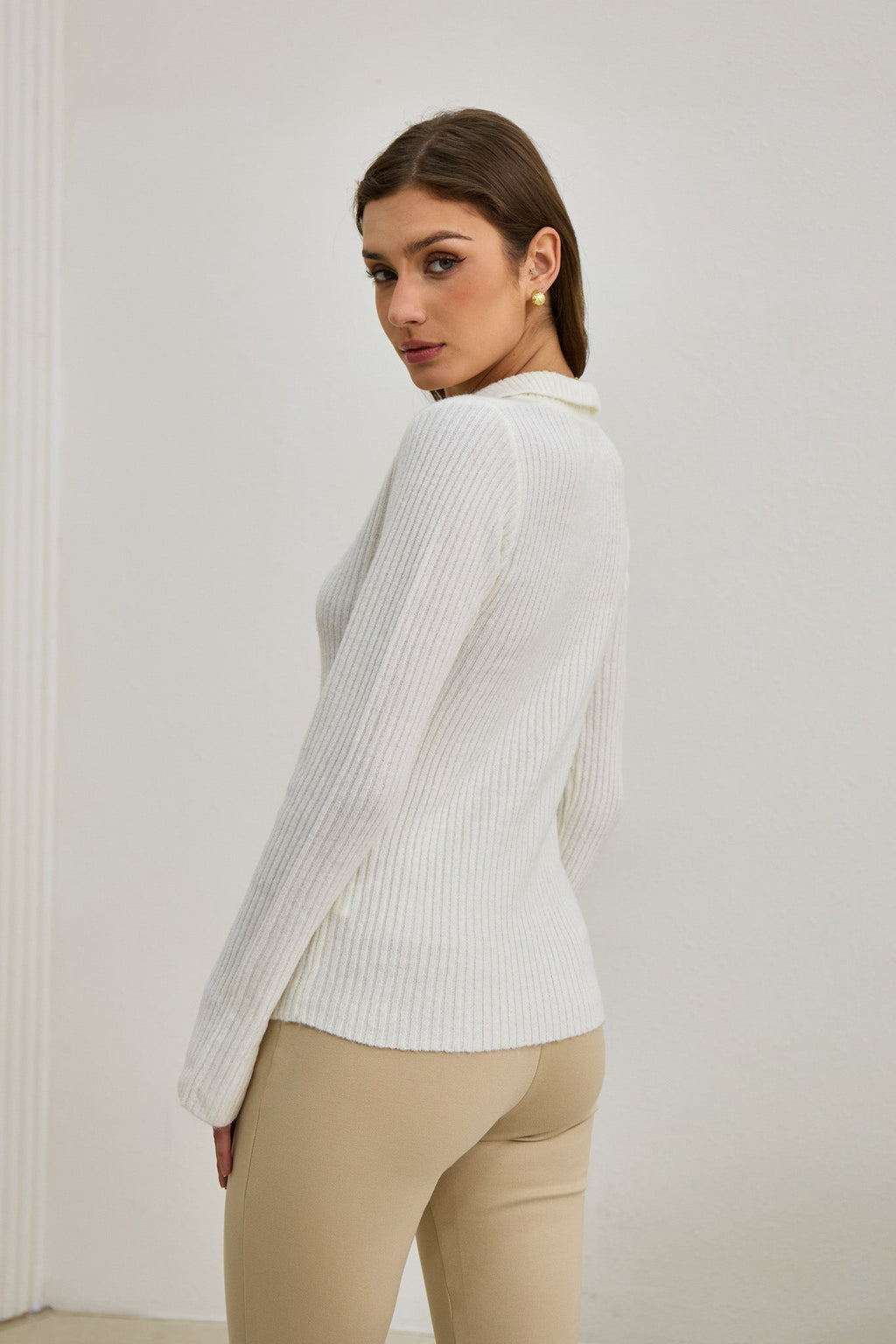 Off White Split Long Sleeve Knit Top
