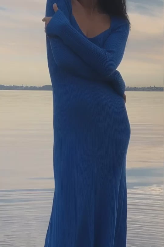 Blue Long Sleeve Knit Maxi Dress